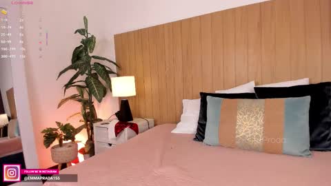 Snapshot of missprada chatting on 11-24-25, 11:54 Emma Prada online show from 11-24-25, 11:54