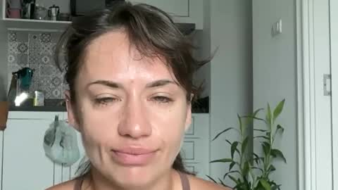 missroriann online show from 05-11-26, 06:30