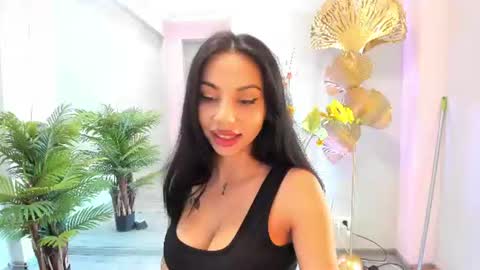 Sienna online show from 06-30-26, 04:13
