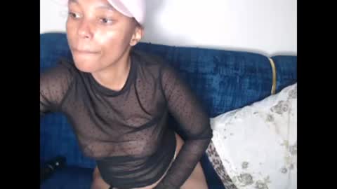 Snapshot of missthighsohmy chatting on 01-12-25, 09:19 missthighsohmy online show from 01-12-25, 09:19