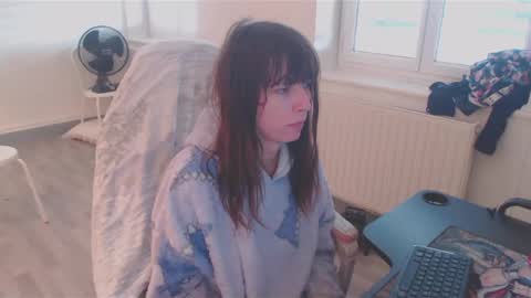 missthon online show from 12-20-24, 10:27