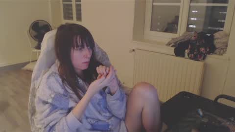 missthon online show from 12-20-24, 07:50