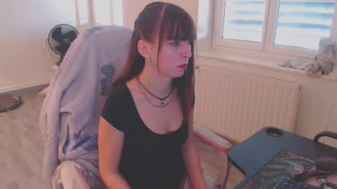 missthon online show from 12-21-24, 02:26