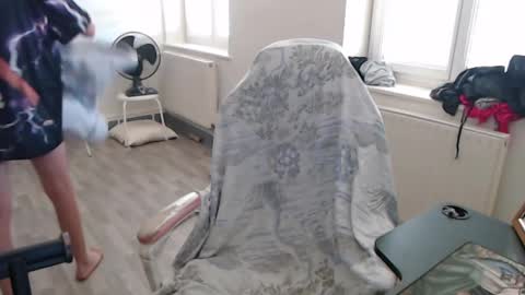 missthon online show from 12-26-24, 01:10