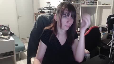 missthon online show from 02-09-26, 12:53