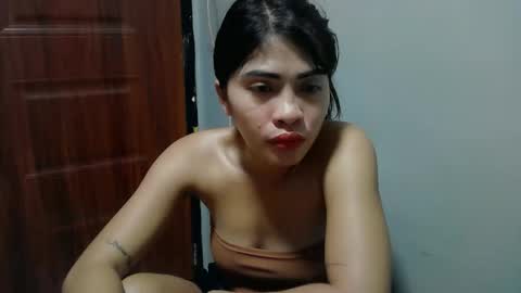 sofia online show from 05-18-26, 05:57