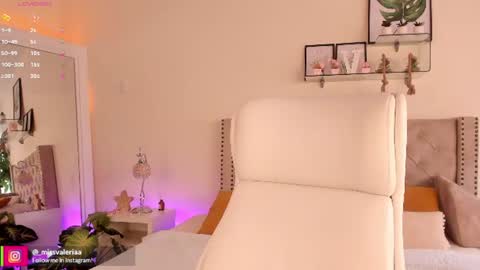 Snapshot of missvaleriaa chatting on 06-24-26, 12:59 Valeria Davila online show from 06-24-26, 12:59