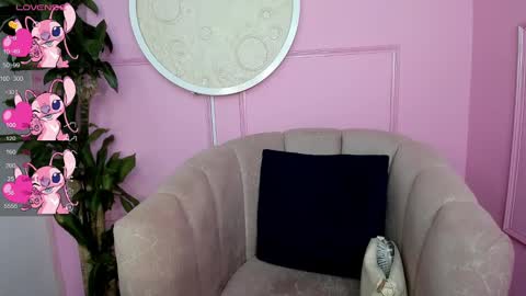 missvalery1 online show from 02-21-25, 09:22