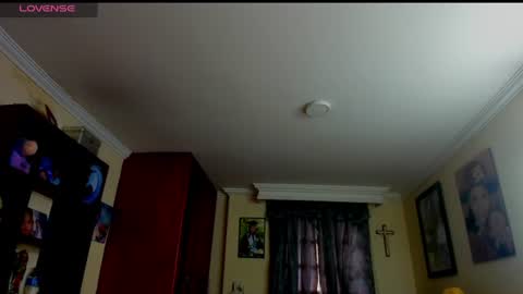 missvalery1 online show from 06-23-26, 12:58