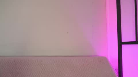 Pau OFmissweetpeach online show from 02-26-26, 12:42