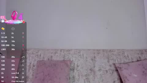 Pau OFmissweetpeach online show from 06-12-26, 12:42