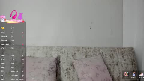 Pau OFmissweetpeach online show from 06-21-26, 09:50