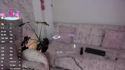 Pau OFmissweetpeach online show from 07-04-26, 12:17