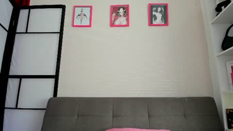 Pau OFmissweetpeach online show from 07-07-26, 05:17