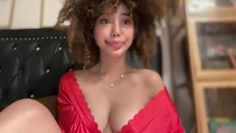 Snapshot of missxolga chatting on 06-10-26, 09:08 Divine Olga online show from 06-10-26, 09:08