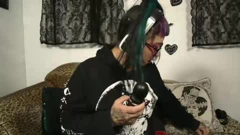 Missy Dee online show from 08-02-26, 06:34