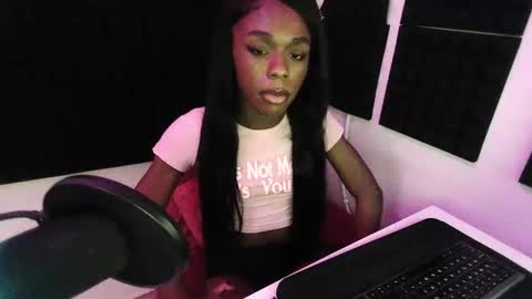 lauren online show from 02-27-25, 05:04