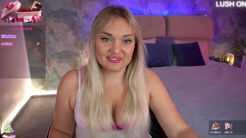 Snapshot of missyymartinezz chatting on 01-16-25, 09:16 Amely online show from 01-16-25, 09:16