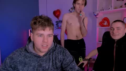 Snapshot of mister_alex_ chatting on 02-25-26, 10:03 mister_alex_ online show from 02-25-26, 10:03