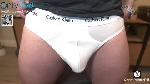 Snapshot of mister_dilf chatting on 01-25-25, 07:28 MISTER DILF online show from 01-25-25, 07:28