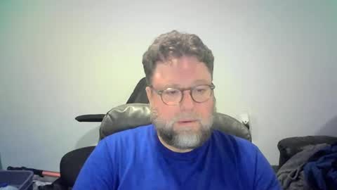 Snapshot of mister_happy567 chatting on 10-05-25, 06:23 Mr. Happy online show from 10-05-25, 06:23