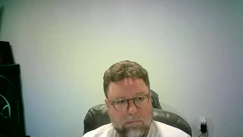 Snapshot of mister_happy567 chatting on 10-17-25, 05:32 Mr. Happy online show from 10-17-25, 05:32