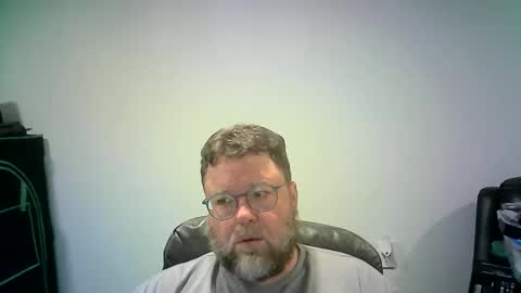 Snapshot of mister_happy567 chatting on 11-28-25, 07:22 Mr. Happy online show from 11-28-25, 07:22