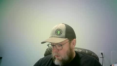 Snapshot of mister_happy567 chatting on 12-21-25, 09:22 Mr. Happy online show from 12-21-25, 09:22