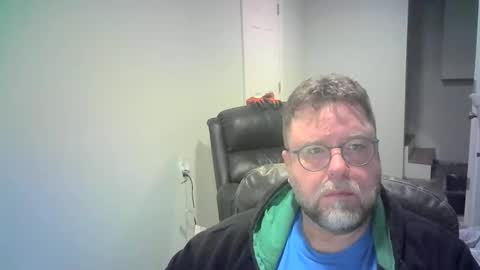 Snapshot of mister_happy567 chatting on 02-04-26, 06:30 Mr. Happy online show from 02-04-26, 06:30