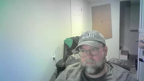 Snapshot of mister_happy567 chatting on 03-06-26, 06:21 Mr. Happy online show from 03-06-26, 06:21