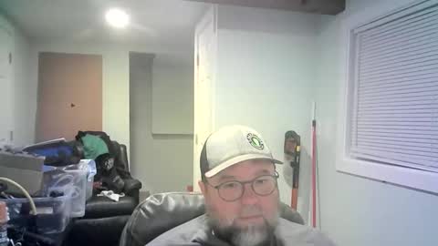 Mr. Happy online show from 03-26-26, 06:30