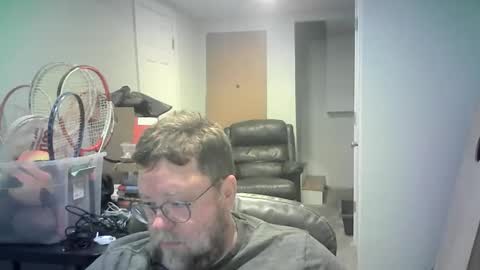 Mr. Happy online show from 04-20-26, 06:38