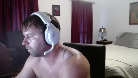 Snapshot of misterfreak420 chatting on 07-07-26, 03:49 misterfreak420 online show from 07-07-26, 03:49