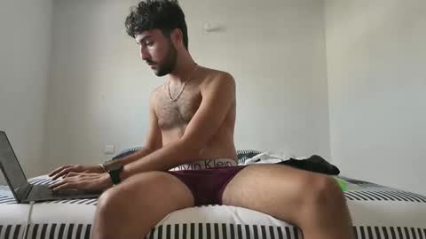 misterjc72 online show from 10-02-25, 01:18