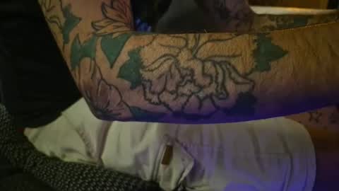 Snapshot of misterkrix chatting on 05-10-26, 07:08 Mister Krix online show from 05-10-26, 07:08