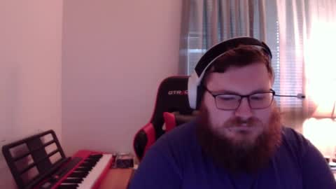 mistermac935 online show from 12-06-24, 01:00