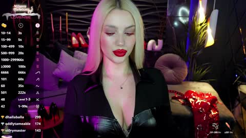 Darsy online show from 12-22-24, 12:05