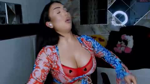 Snapshot of mistress_meryem chatting on 10-14-25, 11:05 mistress_meryem online show from 10-14-25, 11:05