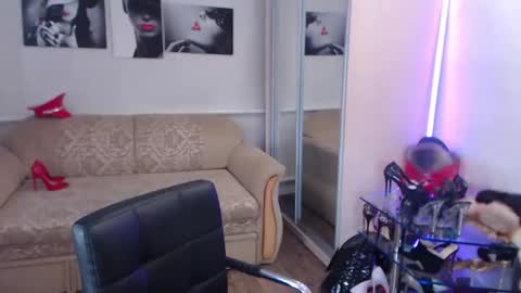 Snapshot of mistress_milfa chatting on 02-15-26, 08:57 mistress_milfa online show from 02-15-26, 08:57