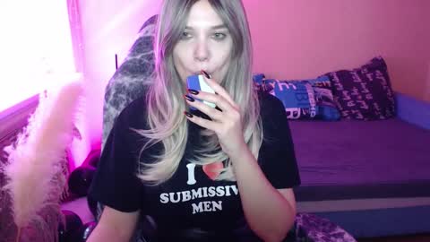 Miss Bailey online show from 11-13-25, 08:46