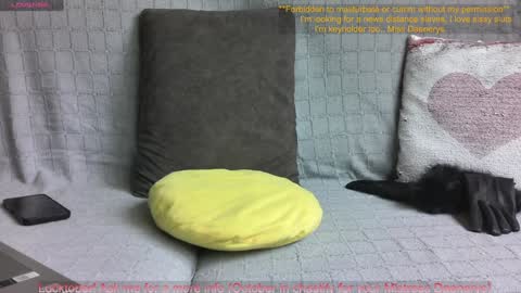 Snapshot of mistressdaenerys chatting on 12-03-24, 09:00 Mistress Daenerys online show from 12-03-24, 09:00