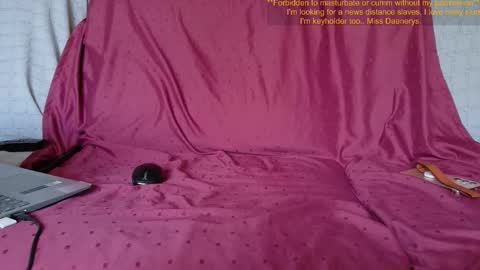 Snapshot of mistressdaenerys chatting on 09-25-25, 07:45 Mistress Daenerys online show from 09-25-25, 07:45