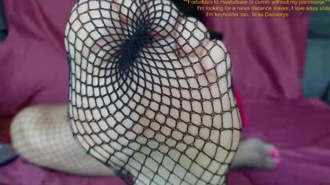 Snapshot of mistressdaenerys chatting on 10-04-25, 08:56 Mistress Daenerys online show from 10-04-25, 08:56