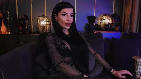 Elenia online show from 03-11-25, 02:07