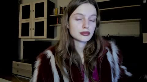 mistresselizy online show from 01-10-25, 06:06