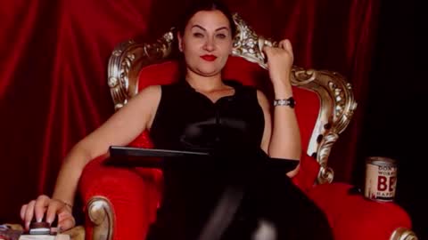 Mistress Fabiola   online show from 04-27-26, 06:17