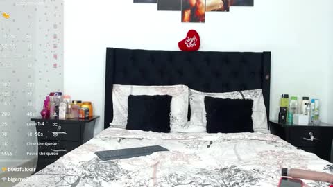 mistresskattia online show from 01-08-25, 11:19