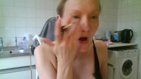 mistressmilly32 online show from 06-12-26, 10:36