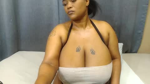 Snapshot of mistressofmelons chatting on 06-23-26, 06:33 MistressOfMelons online show from 06-23-26, 06:33