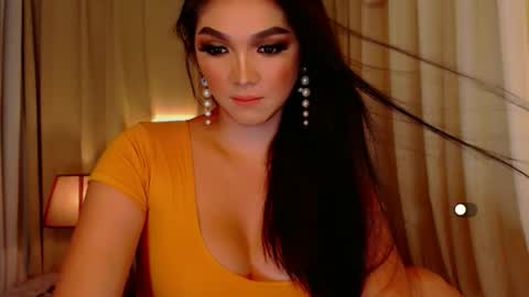 Snapshot of mistressseductionleah chatting on 04-09-26, 09:31 Leah online show from 04-09-26, 09:31